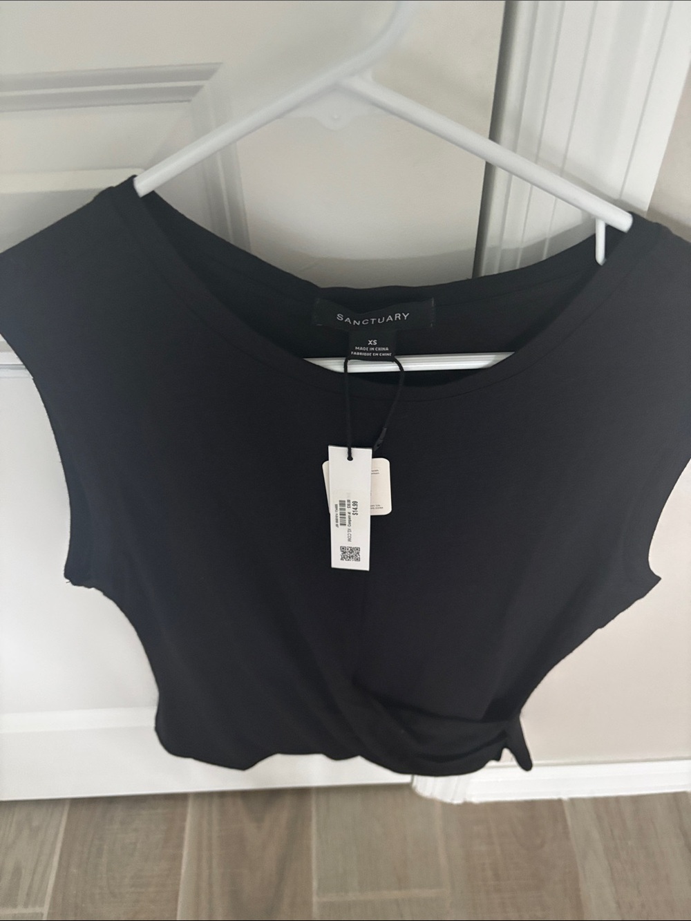 Sanctuary Black Twist-Front Tank Top